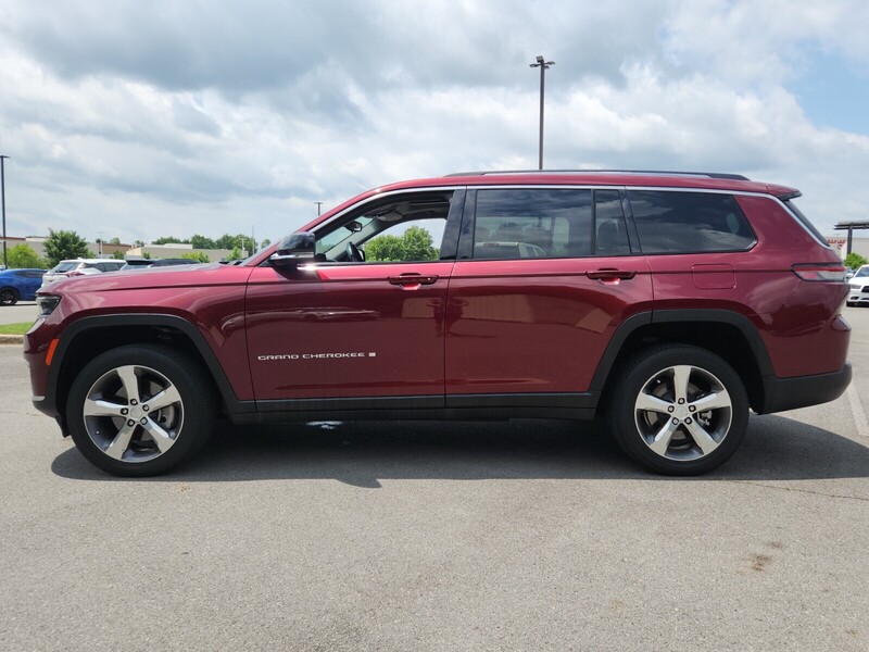 2021 Jeep Grand Cherokee Limited photo 3