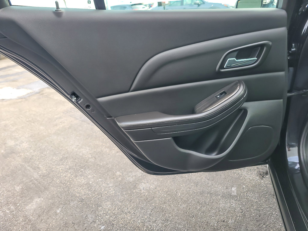 2015 CHEVROLET MALIBU - Image 15