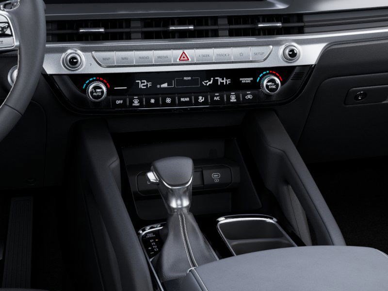 2025 Kia Telluride LX photo 19