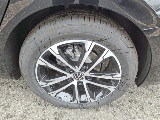 2025 Volkswagen Jetta 1.5T Sport photo 4