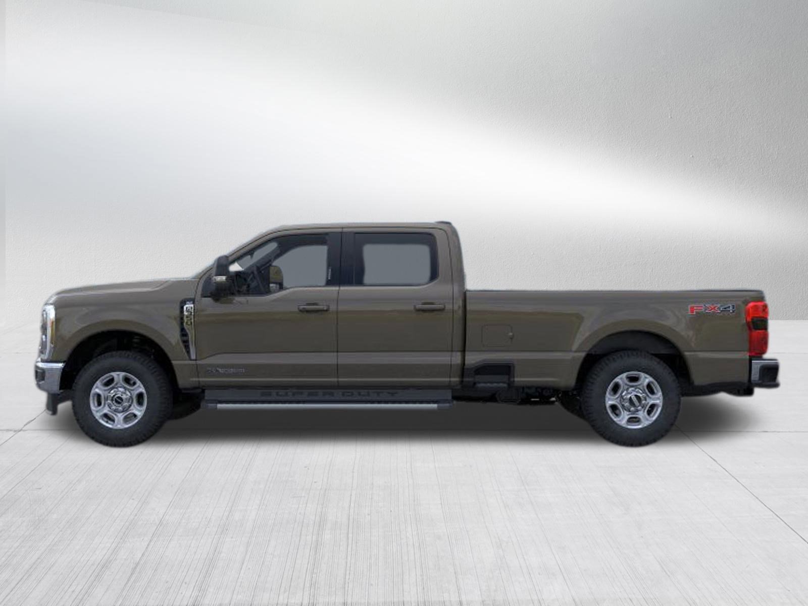 2026 Ford F-350 XLT photo 5