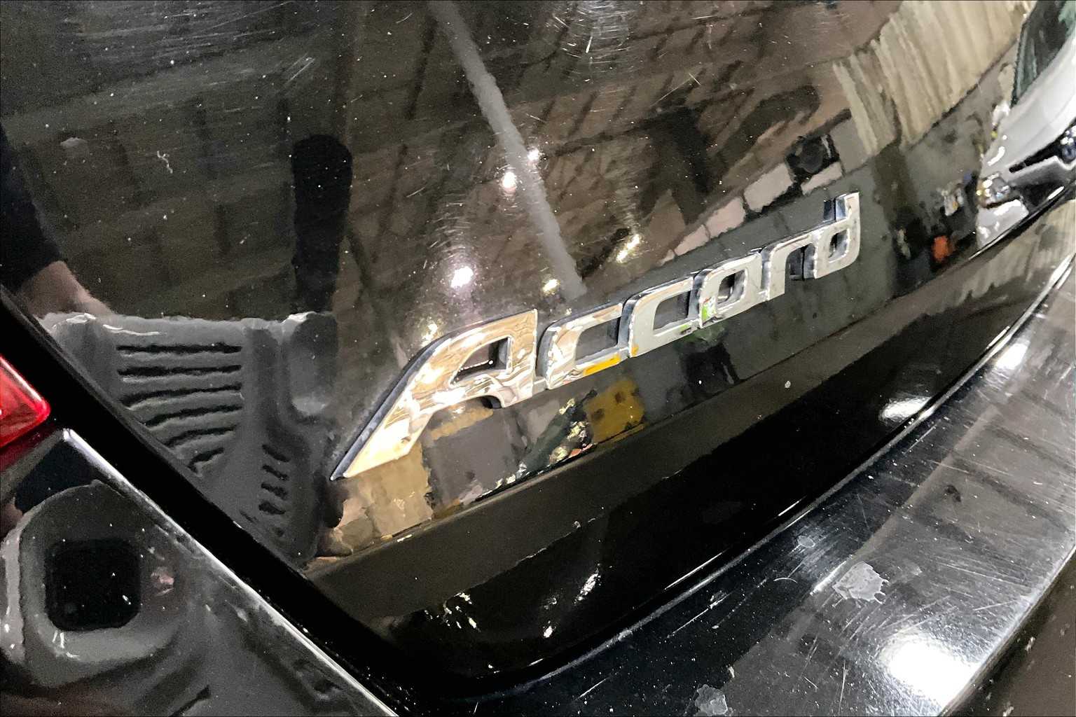2015 Honda Accord EX-L photo 9