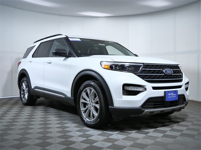 2023 Ford Explorer XLT's photo