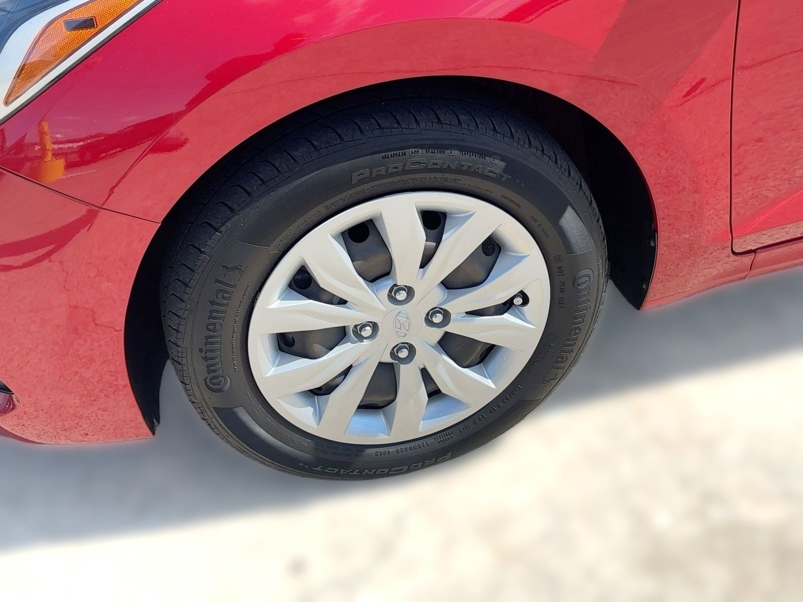 2021 Hyundai Accent SE photo 11