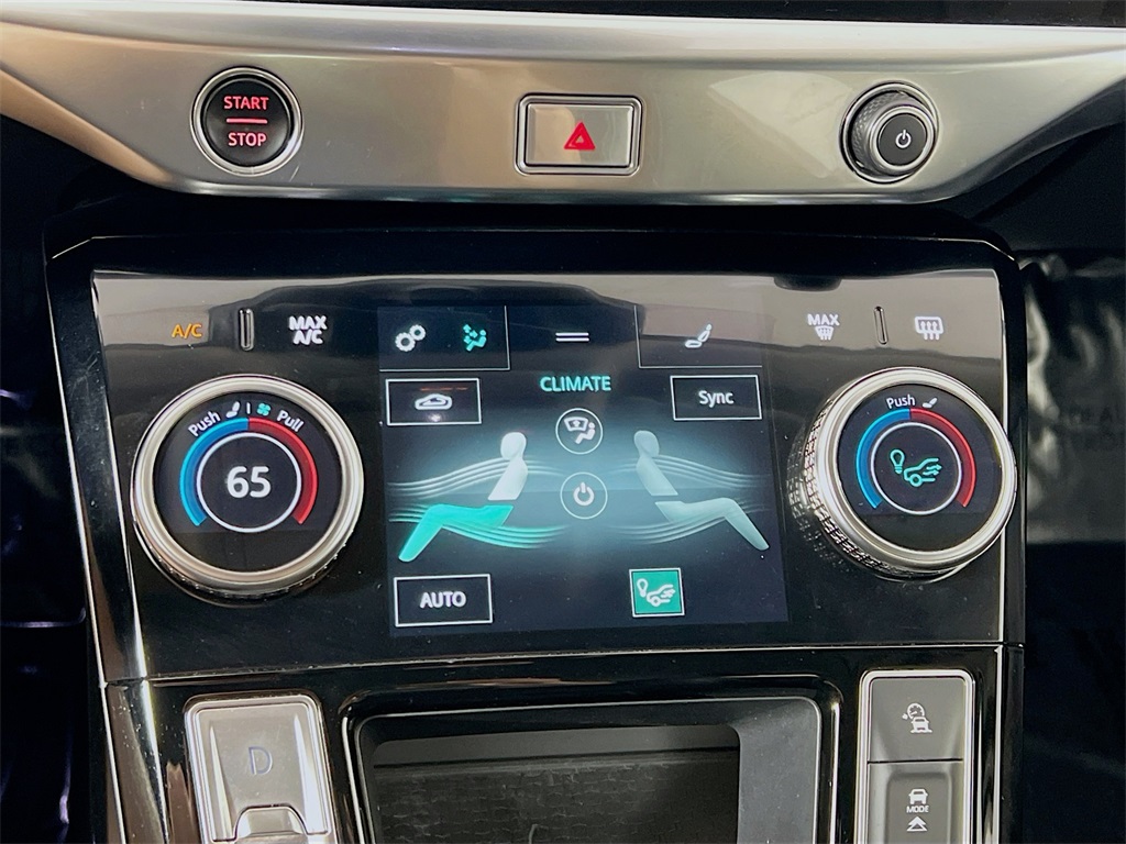 2020 Jaguar I-PACE S photo 16