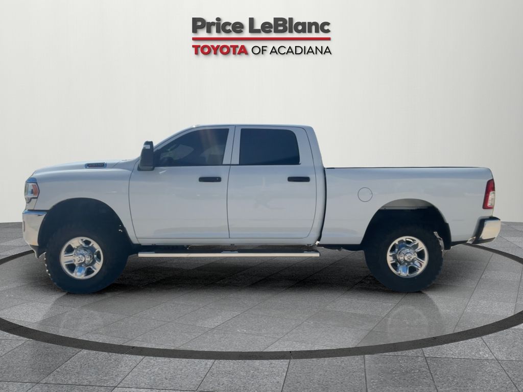 2024 Ram 2500 Tradesman photo 4