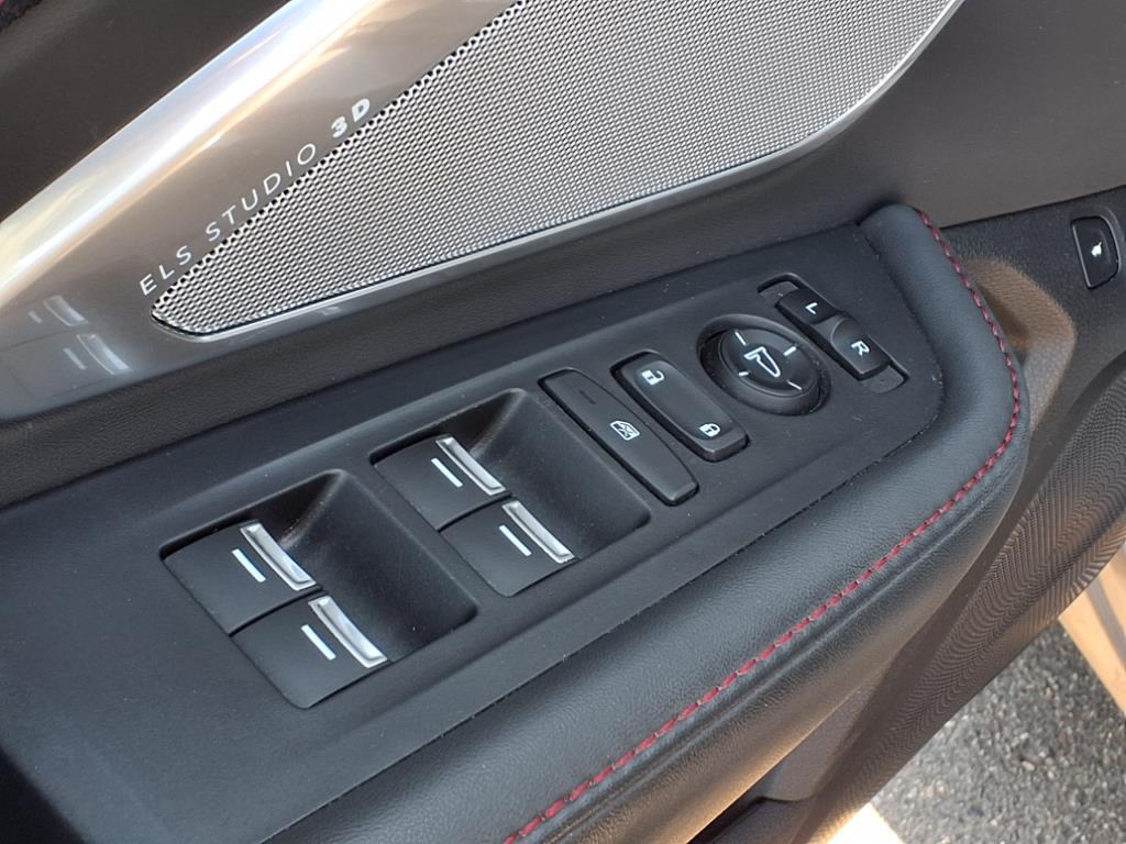 2023 Acura RDX A-Spec photo 8