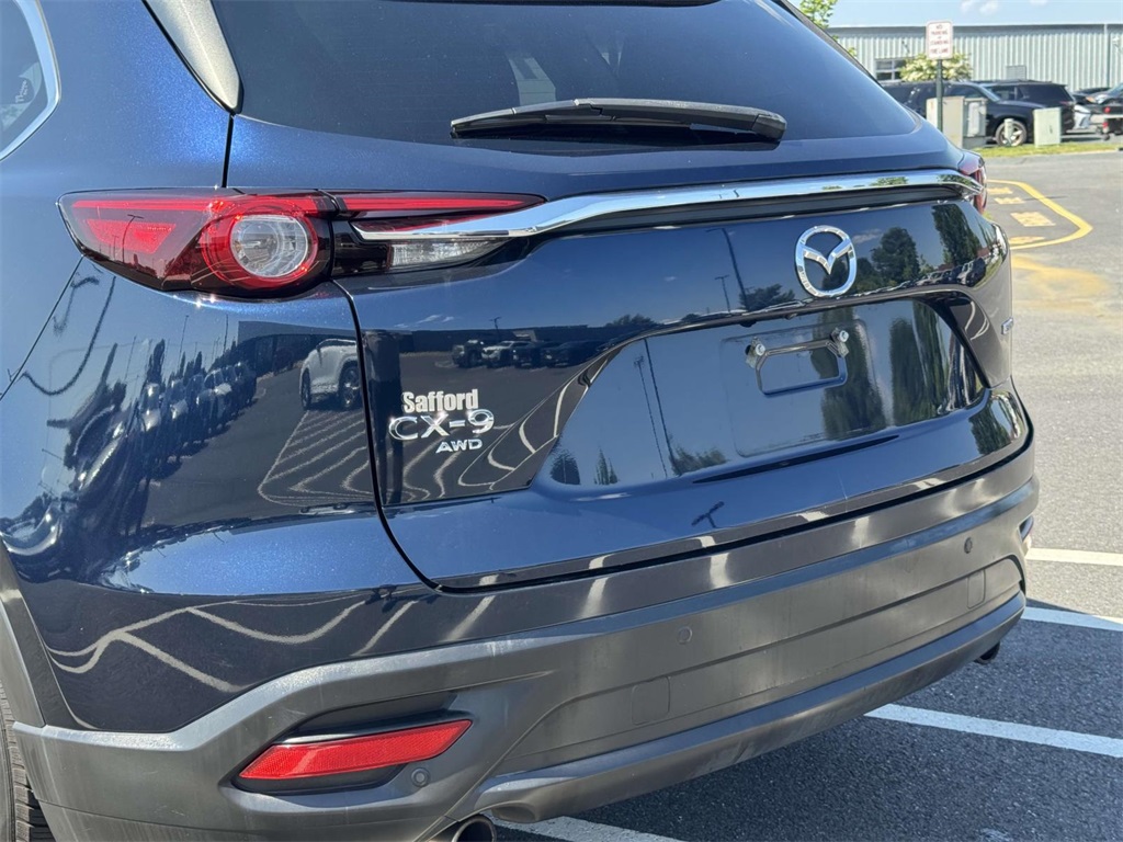 2021 Mazda CX-9 Touring photo 11