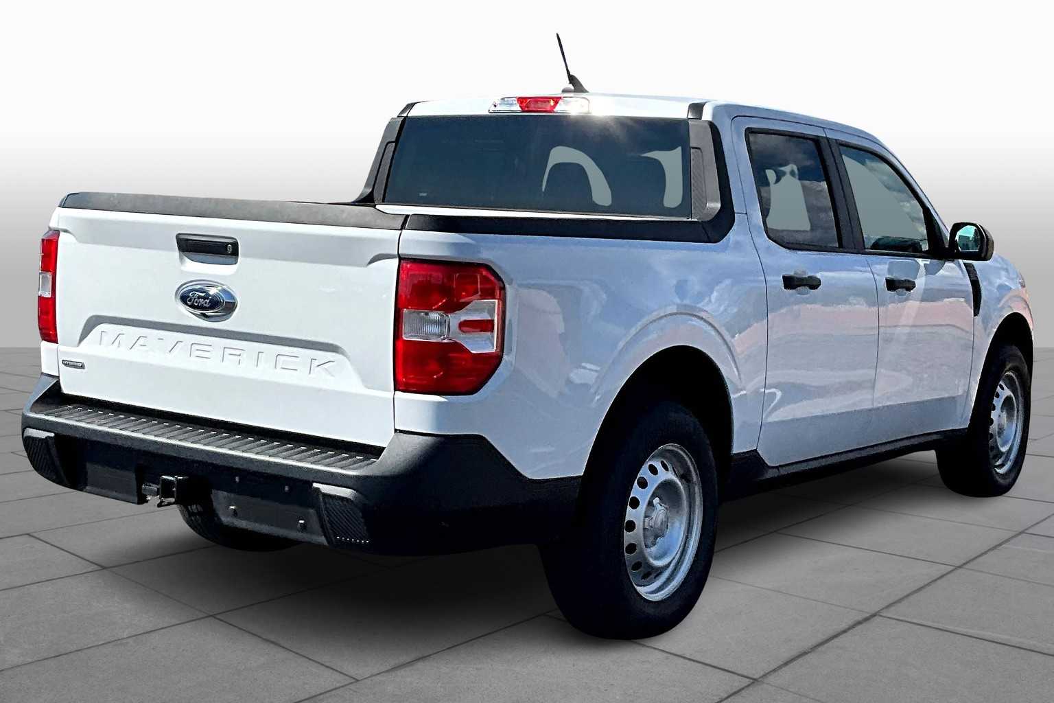 2023 Ford Maverick XL photo 11
