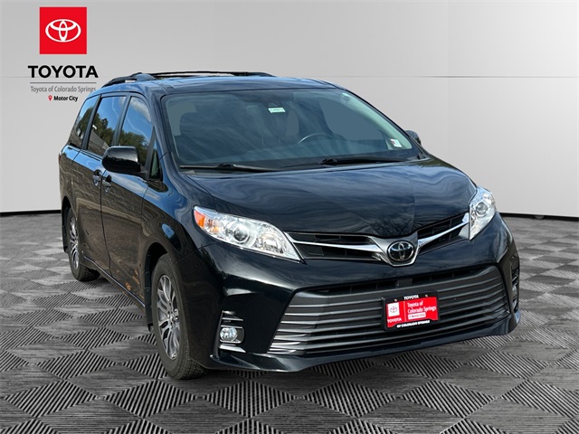 2019 Toyota Sienna XLE Premium