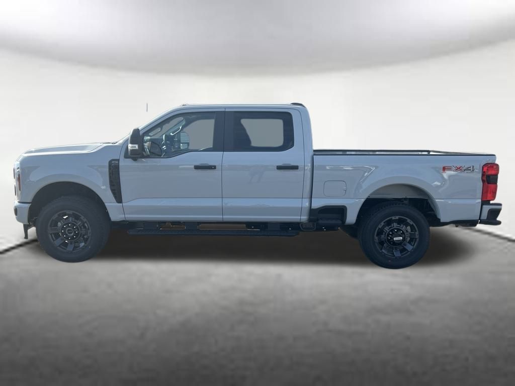 2026 Ford F-250 XL photo 3