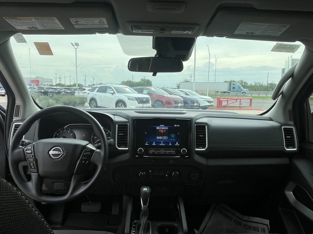 2024 Nissan Frontier SV photo 18