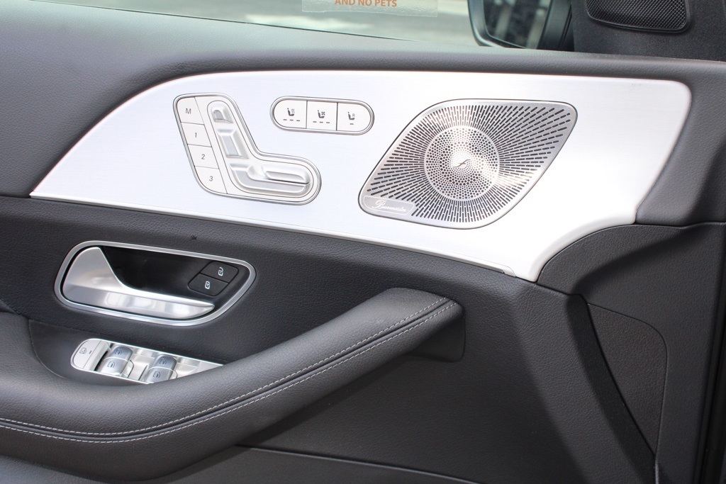 2024 Mercedes Benz GLE 450e 4MATIC photo 11