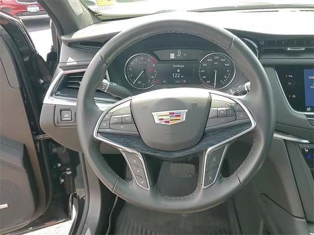 Used 2024 Stellar Black Metallic Cadillac Premium Luxury image 15
