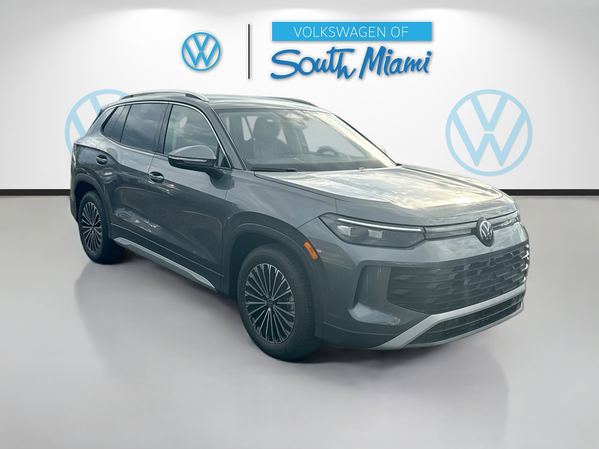 2026 Volkswagen Tiguan S's photo