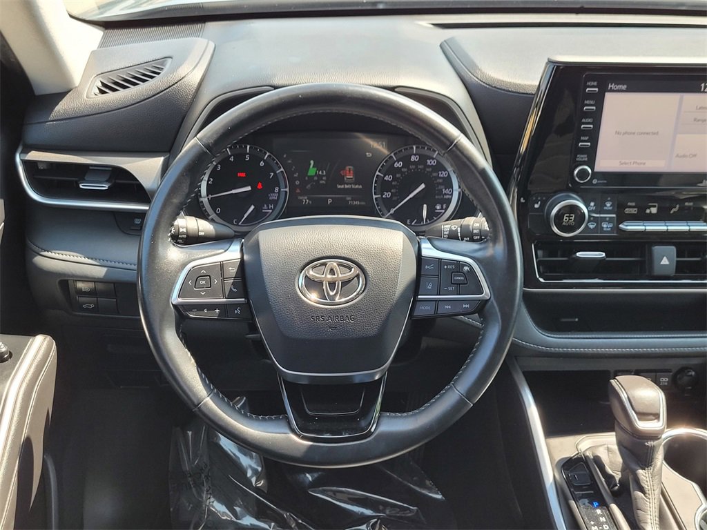 2020 Toyota Highlander XLE photo 12