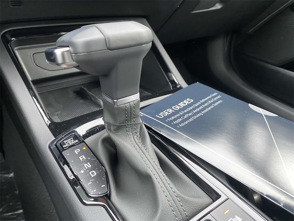 2025 Kia K5 GT-Line photo 18