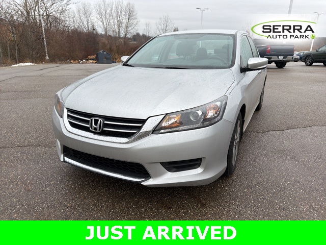 2013 Honda Accord LX's photo