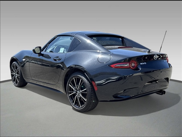 2025 Mazda MX-5 Miata Miata RF Grand Touring photo 2