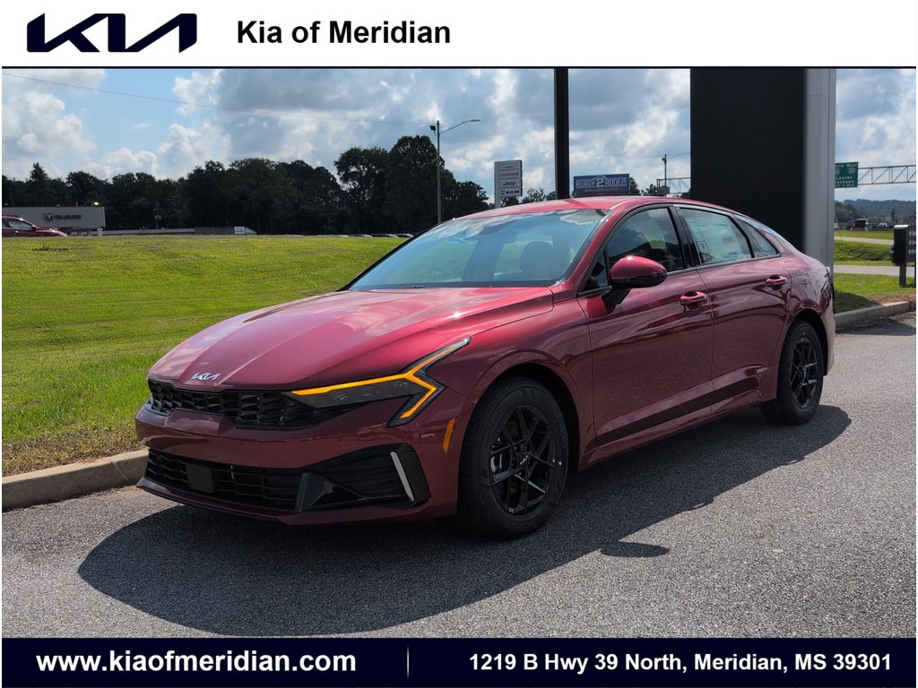 2025 Kia K5 LXS's photo