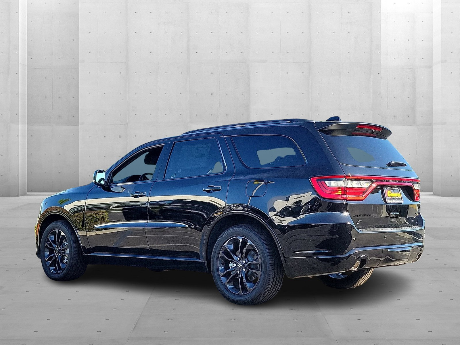 2025 Dodge Durango R/T Plus photo 2