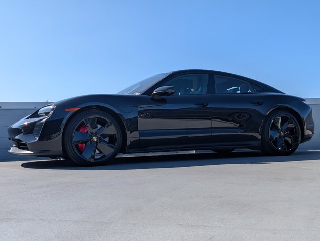 2023 Porsche Taycan GTS photo 2