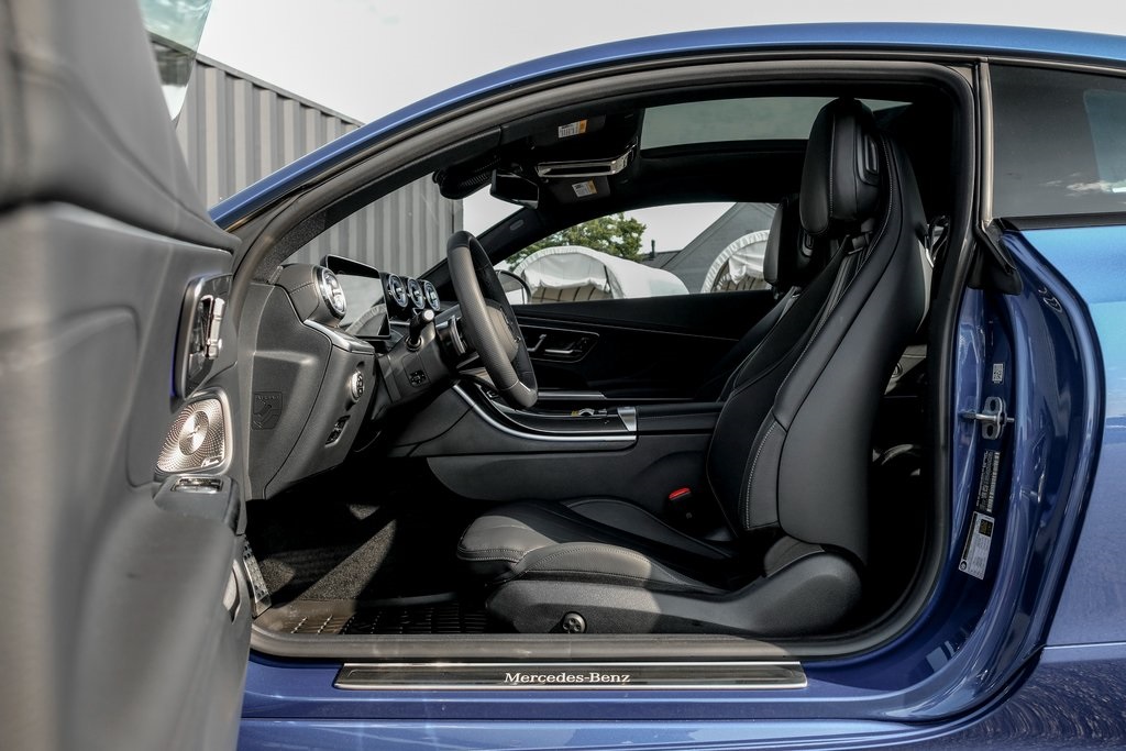 2025 Mercedes Benz CLE 450 4MATIC photo 11