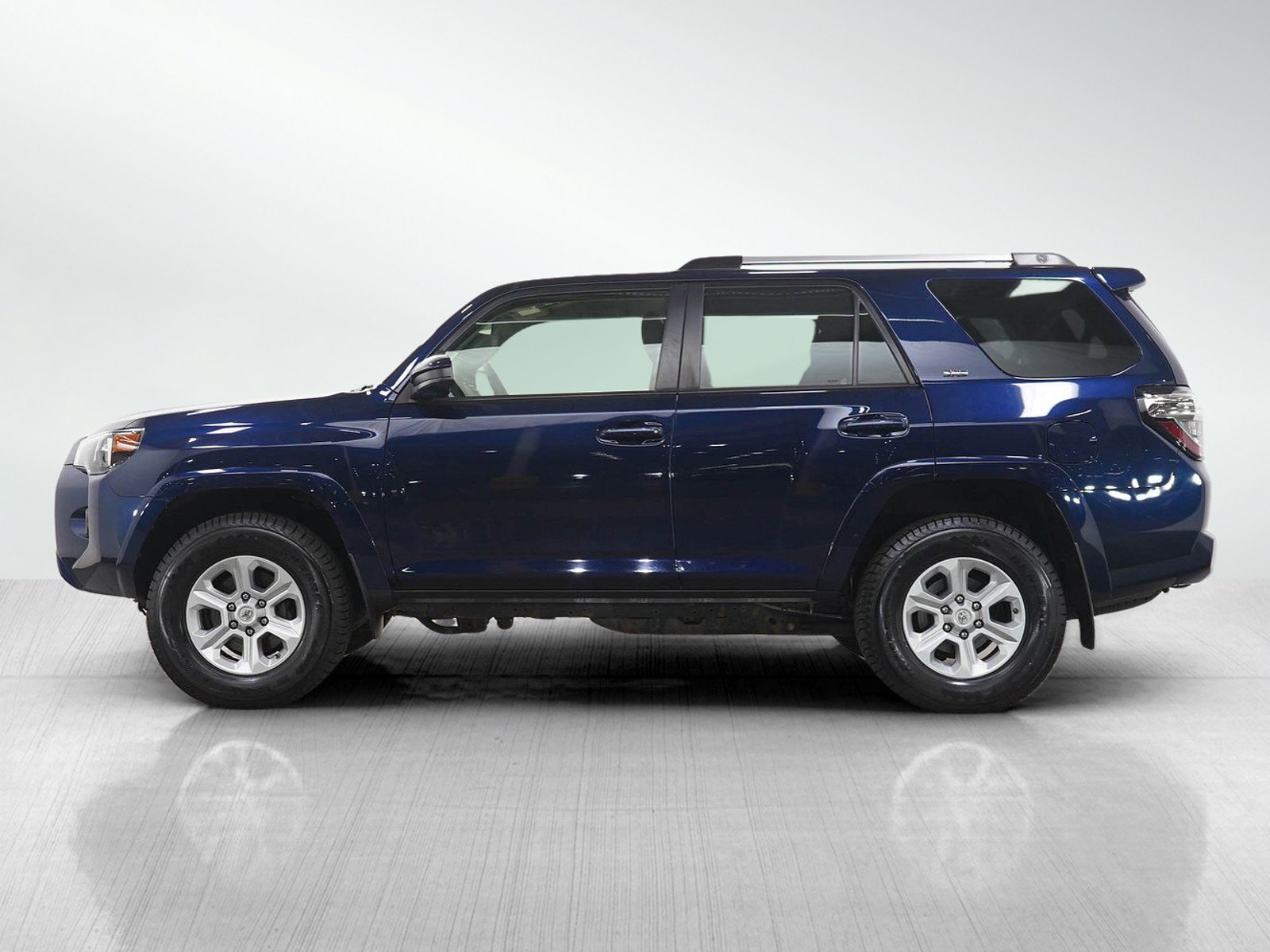 Used 2019 Toyota 4Runner SR5 with VIN JTEBU5JR7K5702390 for sale in Burnsville, Minnesota