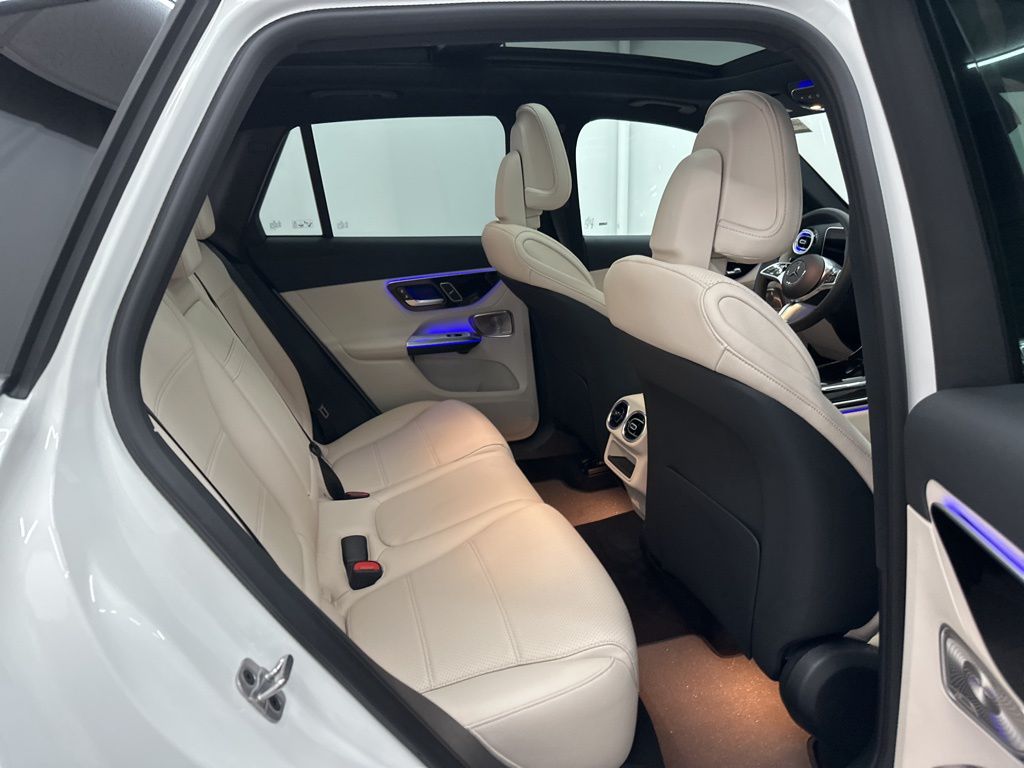 2026 Mercedes Benz GLC 300 4MATIC photo 22