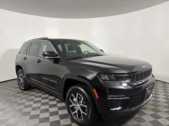 2025 Jeep Grand Cherokee Limited's photo