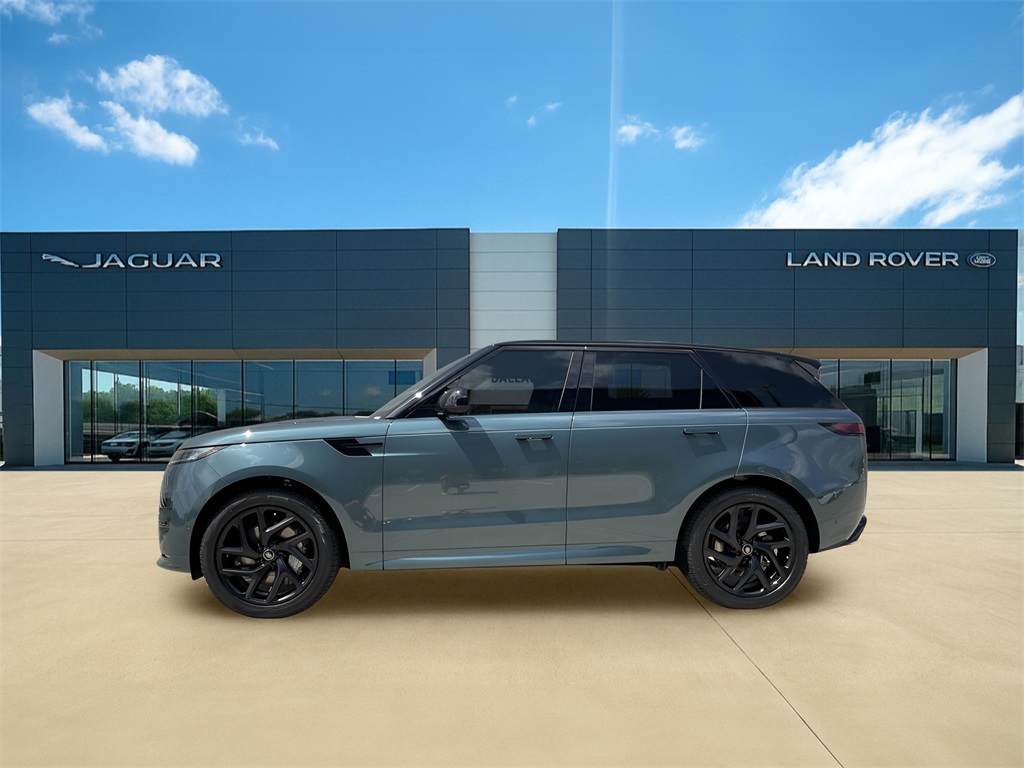 2025 Land Rover Range Rover Sport SE photo 2