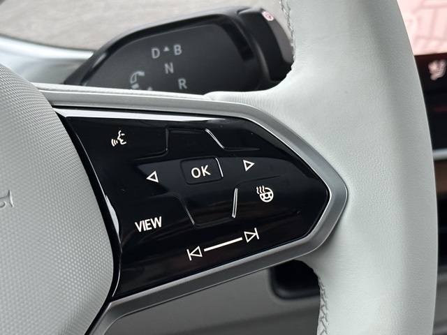 2025 Volkswagen ID. Buzz photo 9