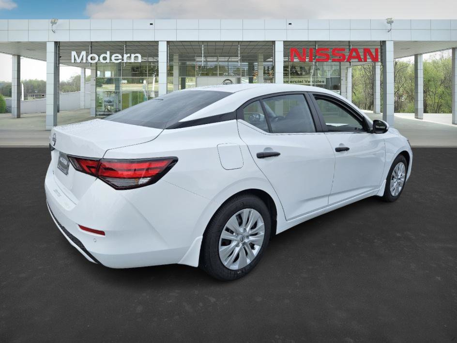 2025 Nissan Sentra S photo 4