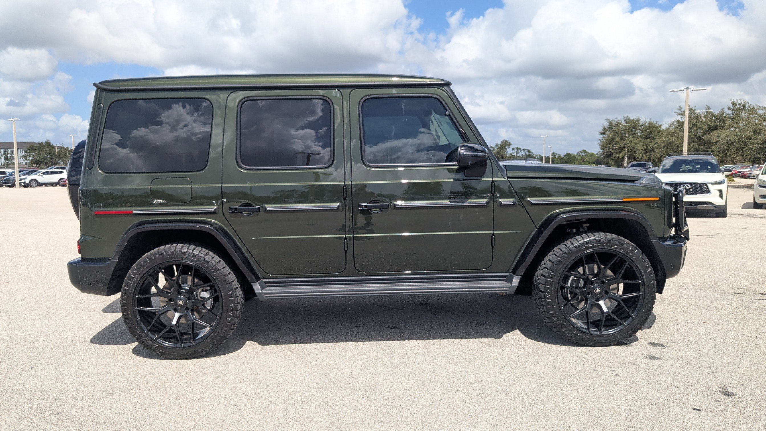 2025 Mercedes Benz G 550 photo 4