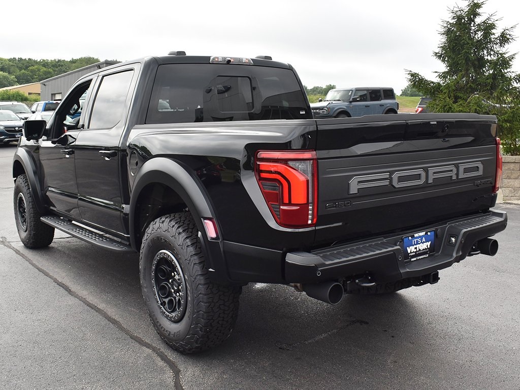2025 Ford F-150 Raptor photo 3