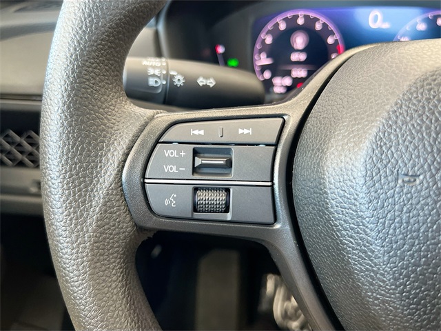 2025 Honda Accord LX photo 27