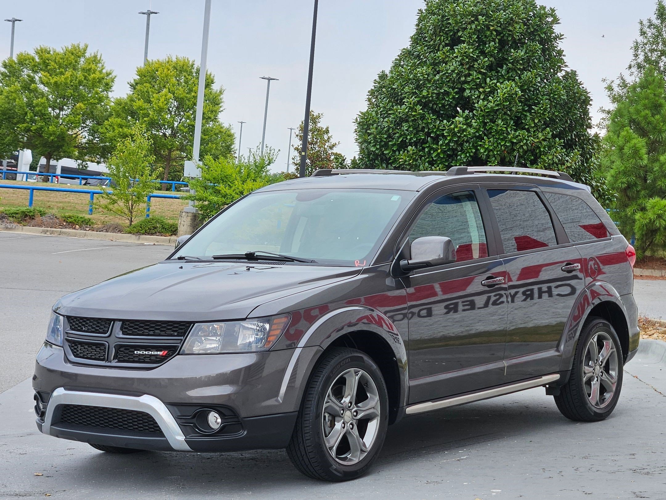 2017 Dodge Journey Crossroad photo 2