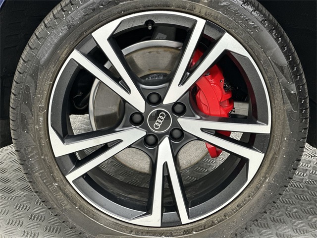 2025 Audi Q5 45 S line Premium Plus photo 2