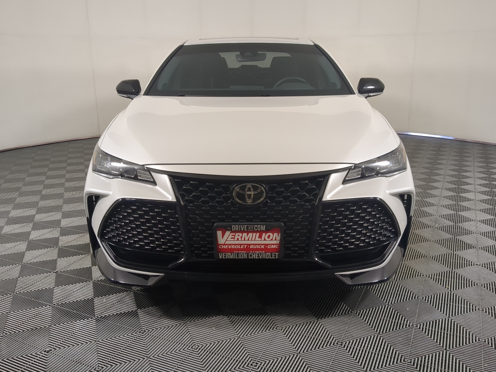2020 Toyota Avalon XSE TRD photo 3