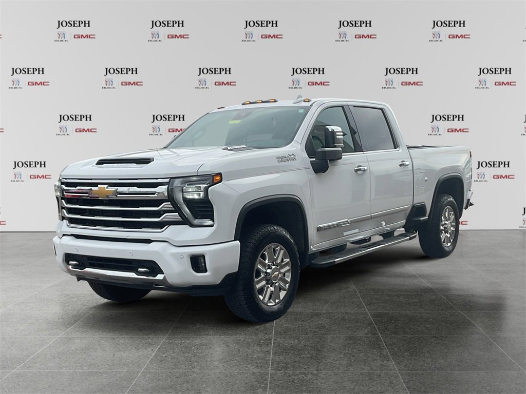 2024 Chevrolet Silverado 2500HD High Country photo 4