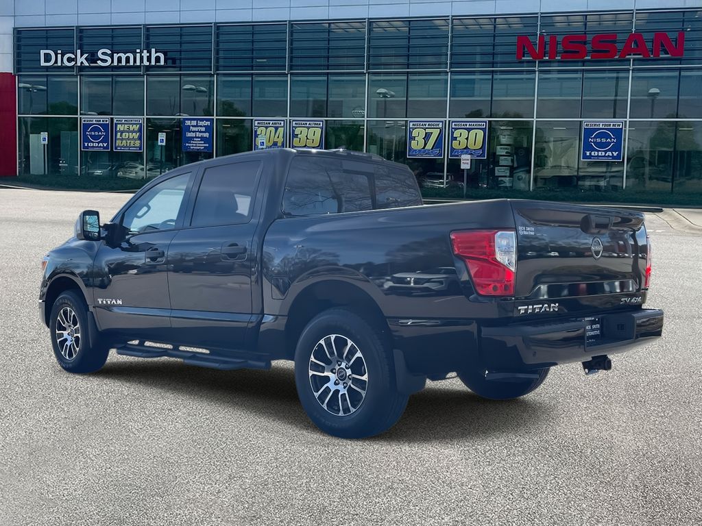 2024 Nissan Titan SV photo 4