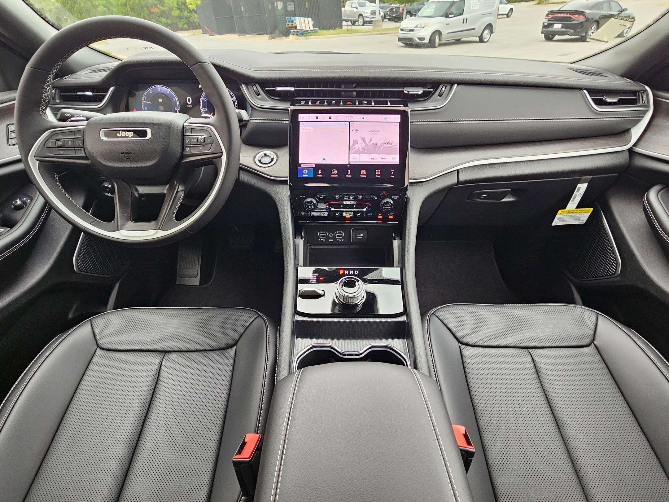 2025 Jeep Grand Cherokee Limited photo 6