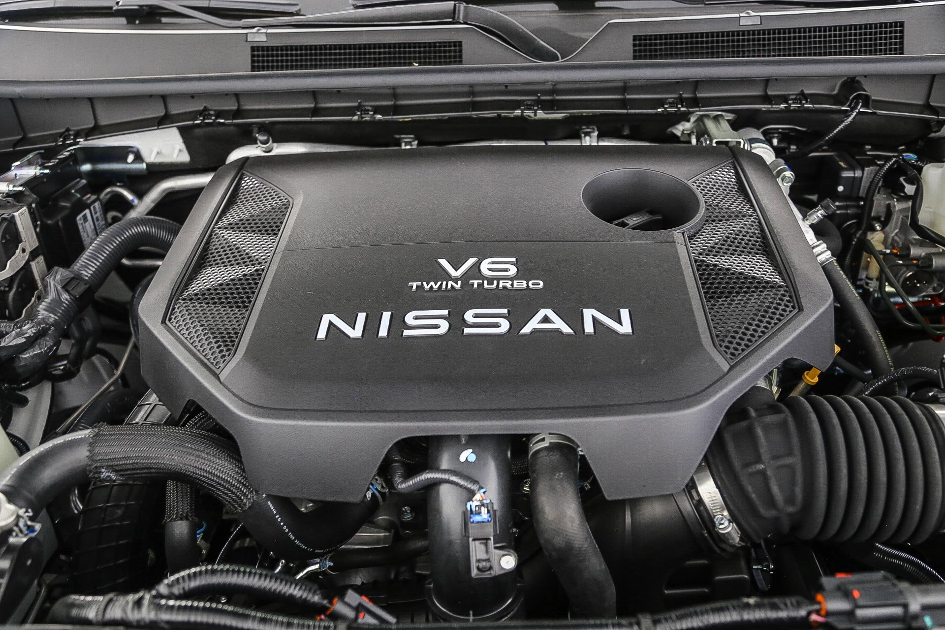 2025 Nissan Armada Platinum photo 9