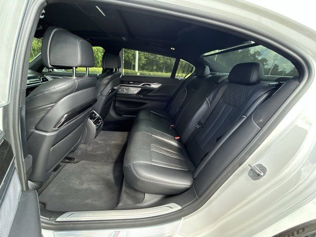 2021 Bmw 750i xDrive photo 19