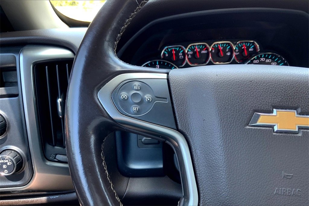 2018 Chevrolet Silverado 1500 LT photo 17