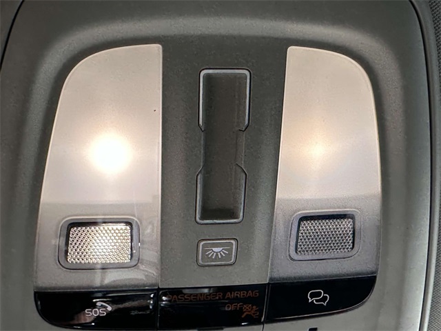 2023 Volvo XC60 B5 Plus photo 27