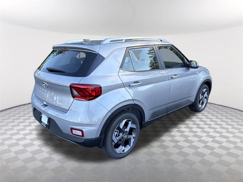 2026 Hyundai Venue SEL photo 2