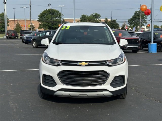 Certified 2022 Chevrolet Trax LT with VIN KL7CJPSM0NB532635 for sale in Woodhaven, MI