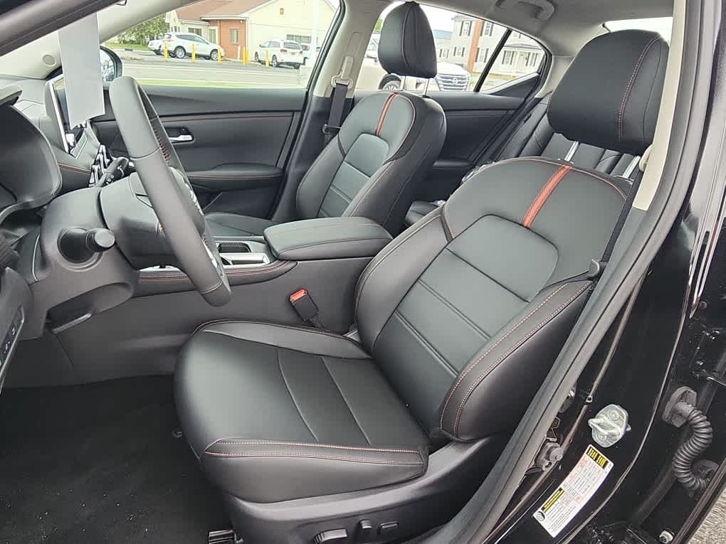 2025 Nissan Sentra SR photo 10