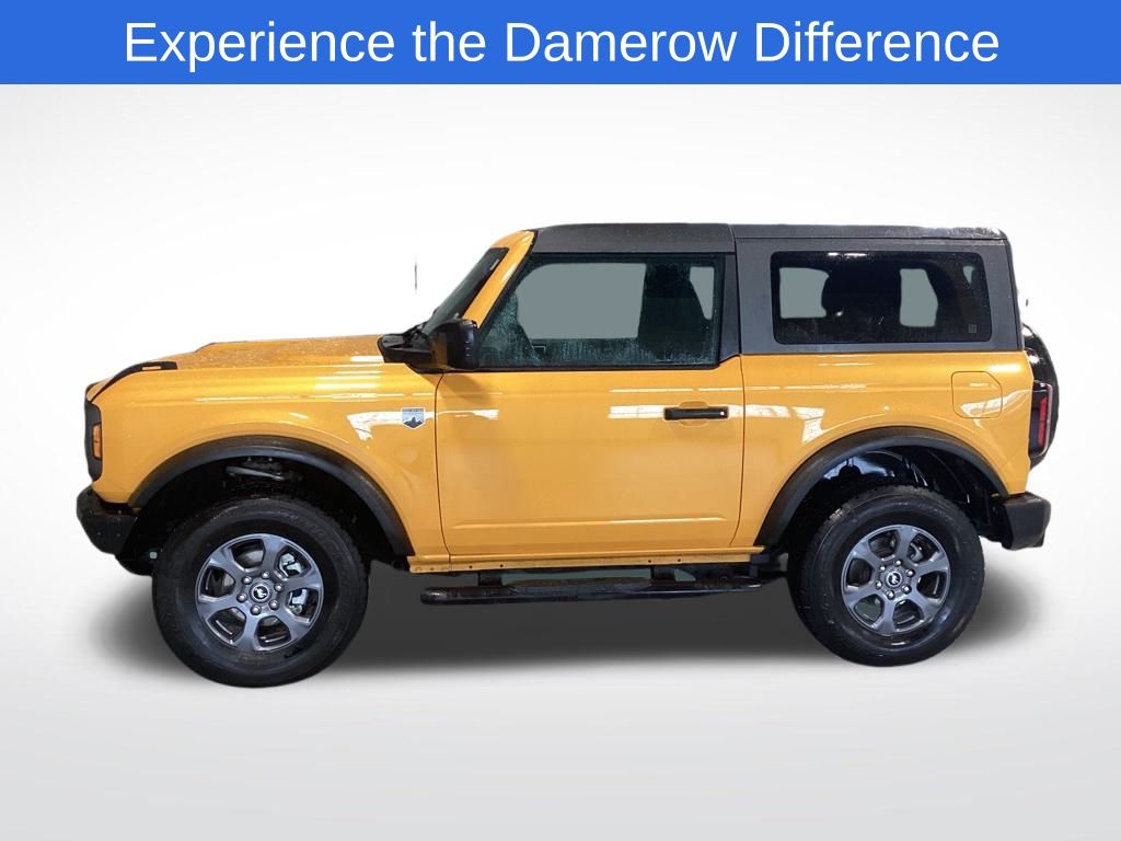 2022 Ford Bronco Big Bend photo 2